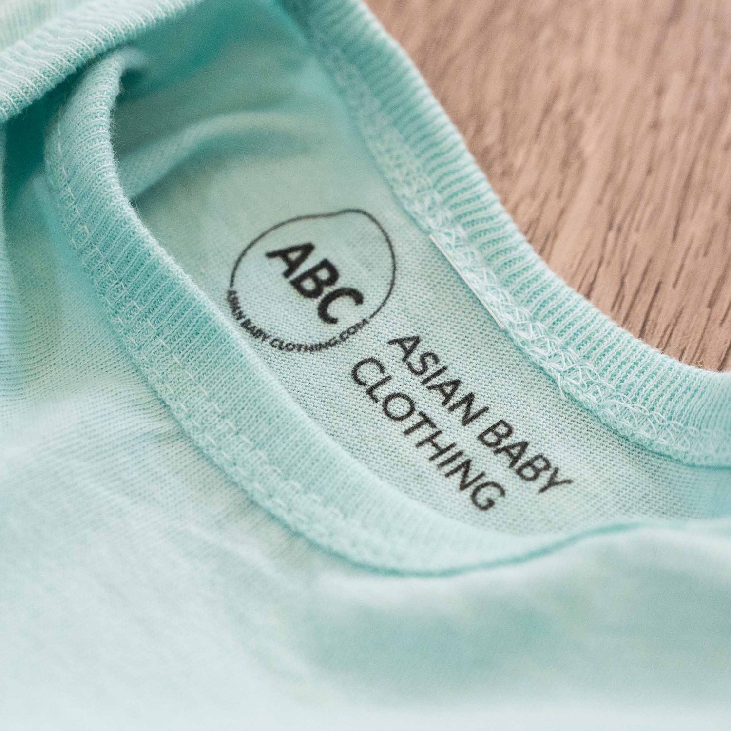 itch-free necktag We don't like itchy neck tags and our littles ones don't either