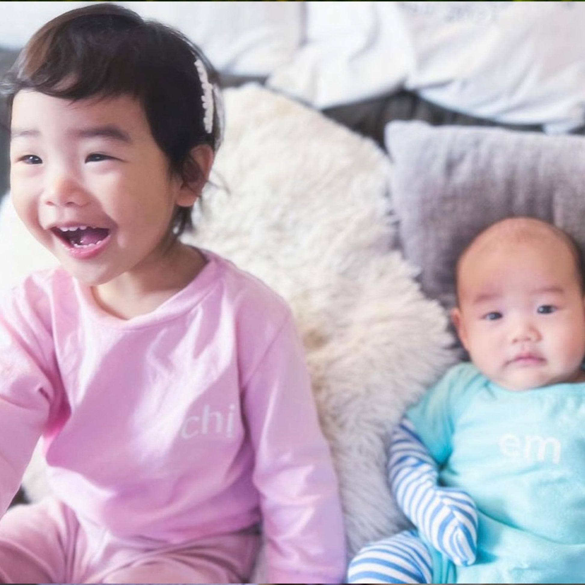 em baby onesie Chị, chi older sister vietnamse long sleeve shirt